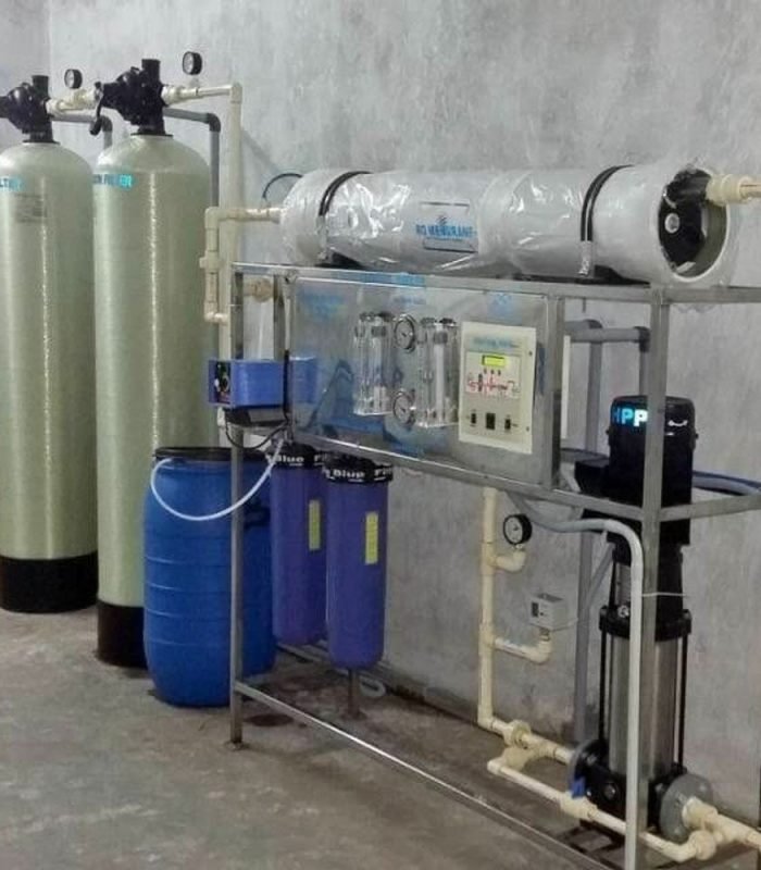 1000-lph-industrial-reverse-osmosis-plant